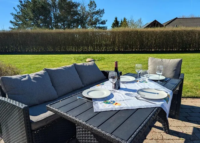 Family Villa, Perfect Legoland & Lego House Getaway